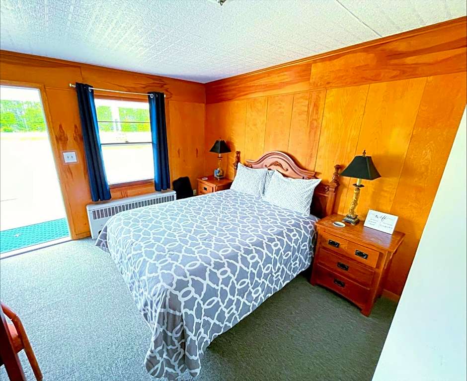Hillcrest Motel