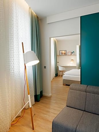 King Studio with Sofa Bed