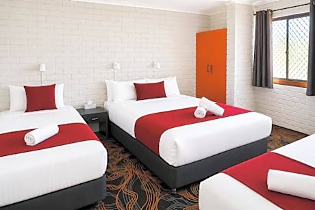 Bridge Street Motor Inn
