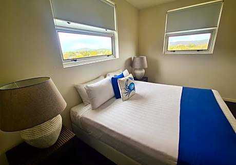 Three-Bedroom Apartment - Sky View (No Elevator Access)