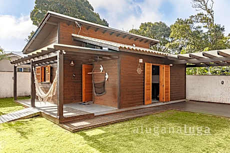 Ogram House - with Jacuzzi 3min to the Beach