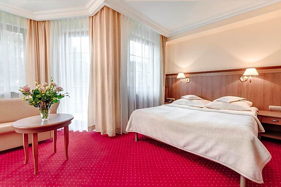 Hotel Konradówka Wellness & SPA - 300 metrów do centrum