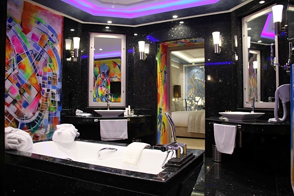 Zaki Hotel