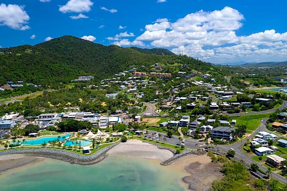 Waterview Airlie Beach