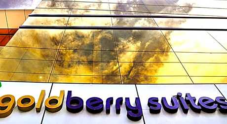 Goldberry Suites & Hotel Mactan