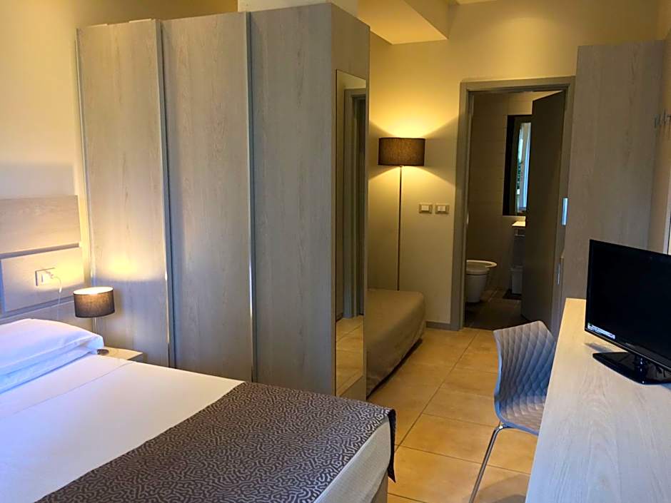 Accademia Hotel