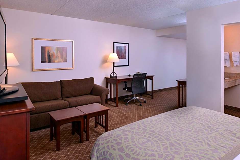 Staybridge Suites Indianapolis-Airport By IHG