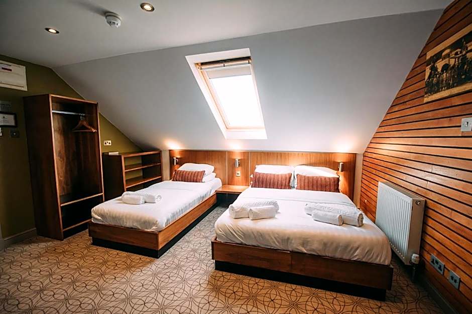 The Commercial Hotel