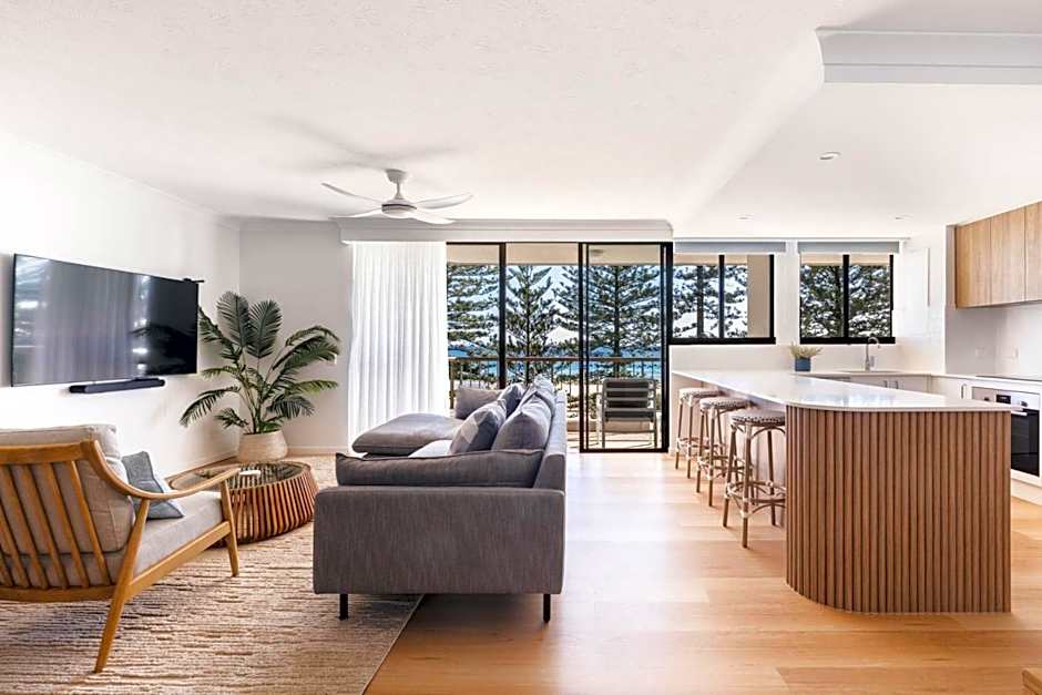 Columbia Beachfront Apartments on Rainbow Bay