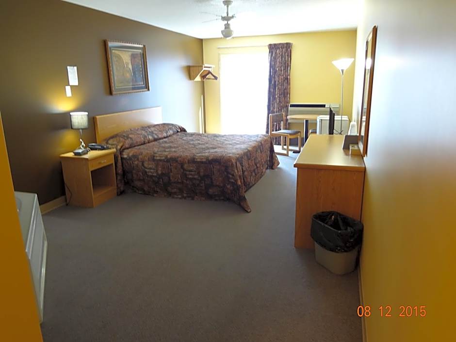 Photo 1 of 16 of 1 King Bed