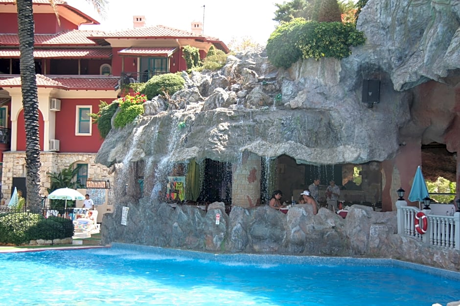 Grand Aquarium Apart