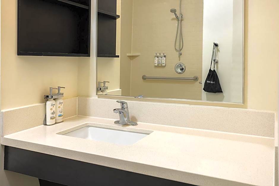 Candlewood Suites Chester - Philadelphia By IHG