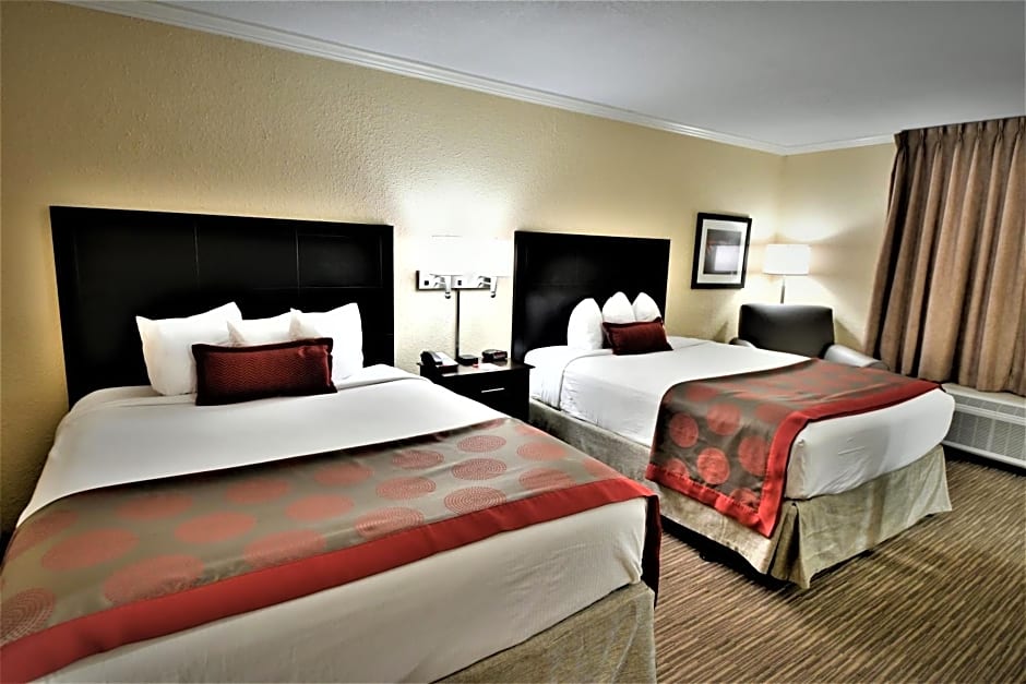 Ramada by Wyndham Jacksonville Hotel & Conference Center