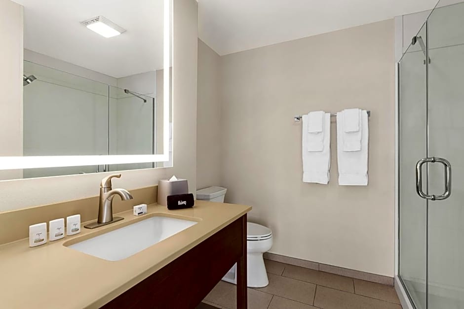 Holiday Inn Express & Suites - Evansville Downtown By IHG