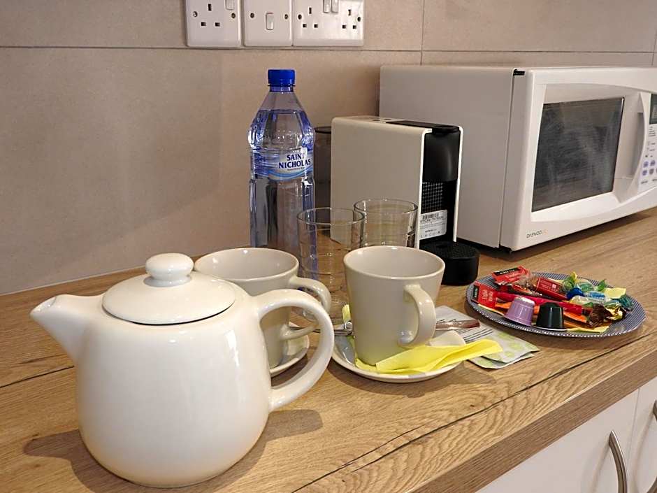 Hill View Hotel Apartments