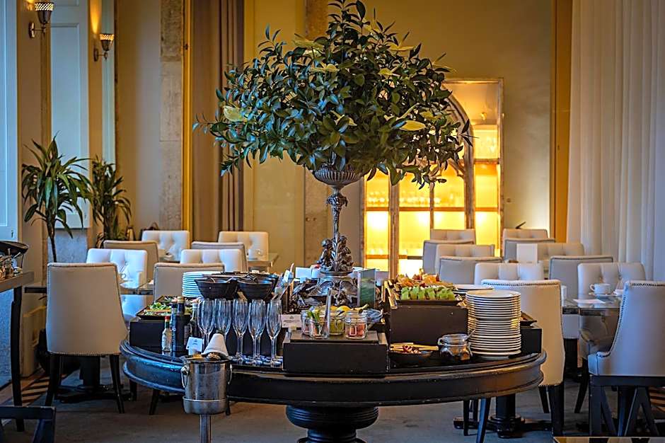 Pestana Palacio Do Freixo - Pousada & National Monument