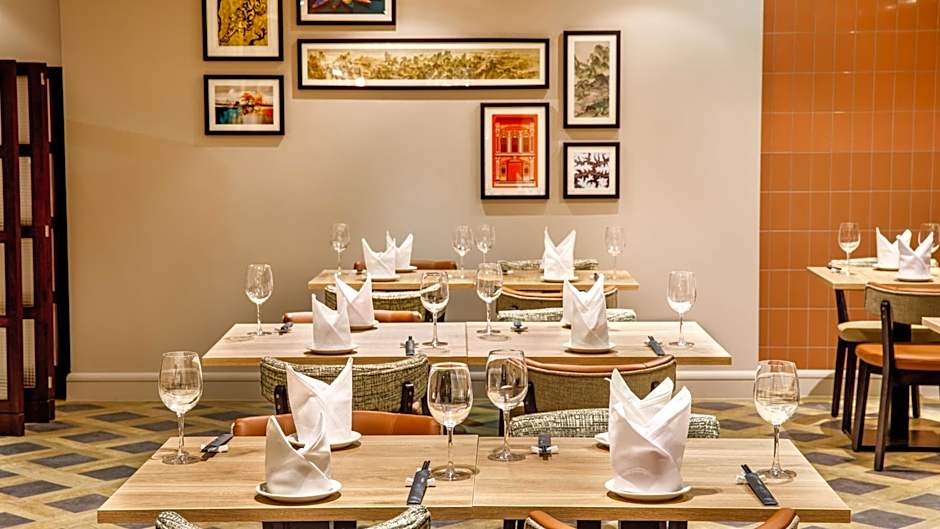 Crowne Plaza Manchester Airport By IHG