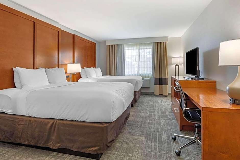 Comfort Suites Golden West on Evergreen Parkway