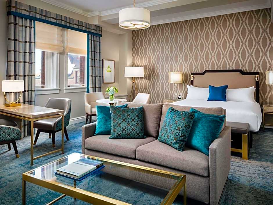 Fairmont Empress Hotel