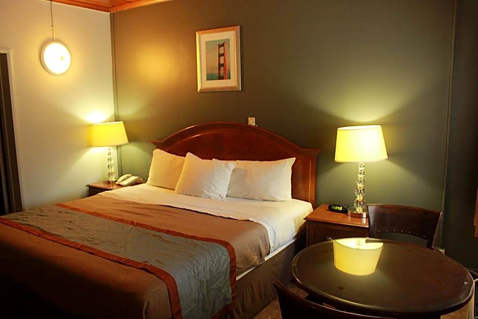 Photo 1 of 13 of 1 King Bed