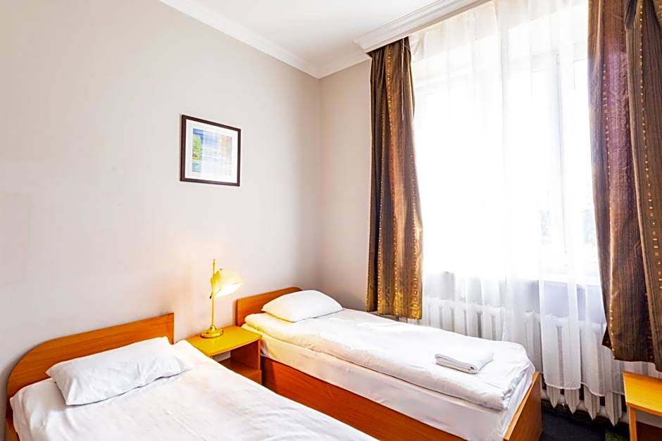 Noclegi Stadion Bed & Breakfast