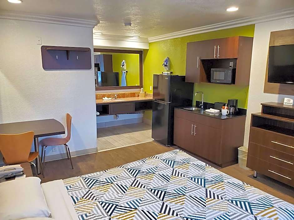 Studio 6-National City, CA - Naval Base San Diego