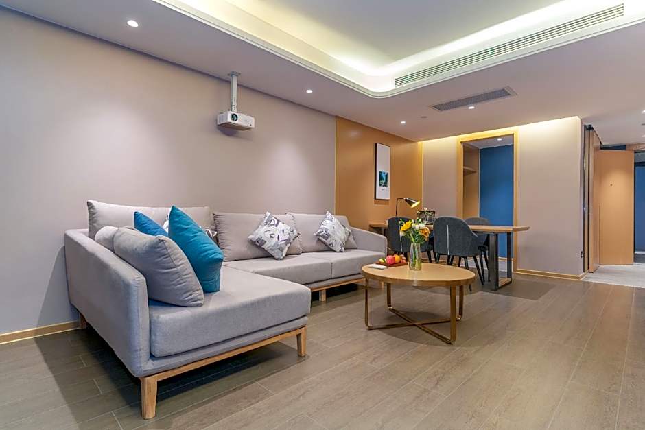 Atour Hotel Chongqing Yongchuan High-Speed Railway Station Xinglong Lake