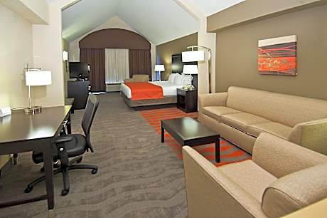 1 King Suite Top Floor