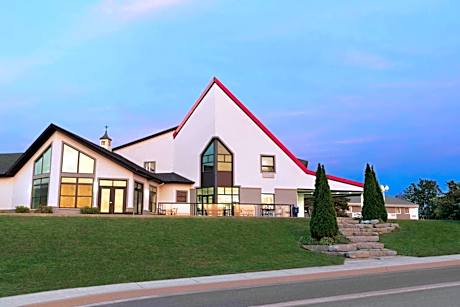 Days Inn by Wyndham Kingston