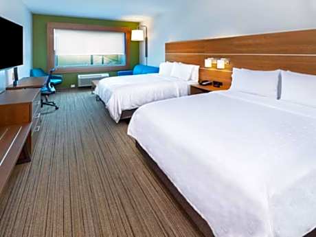 2 Queen Beds Standard