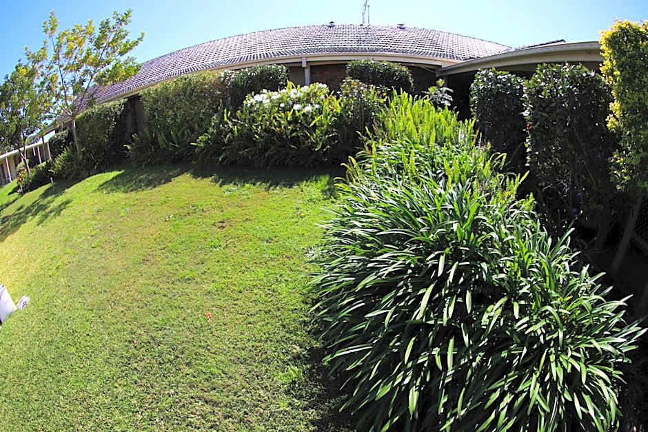 Sleepy Hill Motor Inn