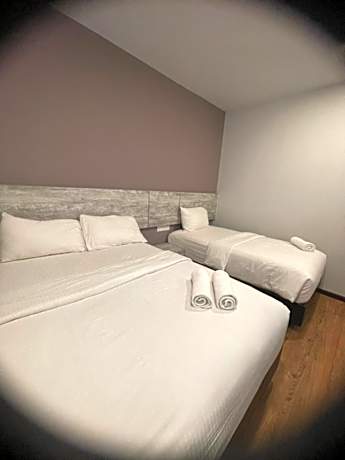 Standard Family (Windowless)