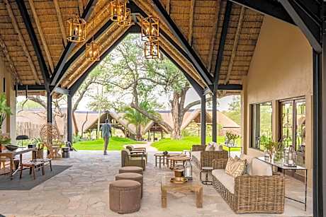 Thornybush Game Lodge