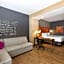 La Quinta by Wyndham Altoona Des Moines