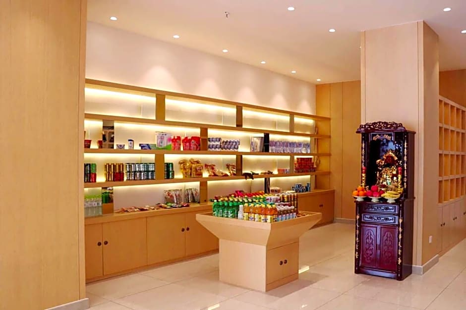 7 Days Premium·Weihai High-speed Rail Station Bathing Beach