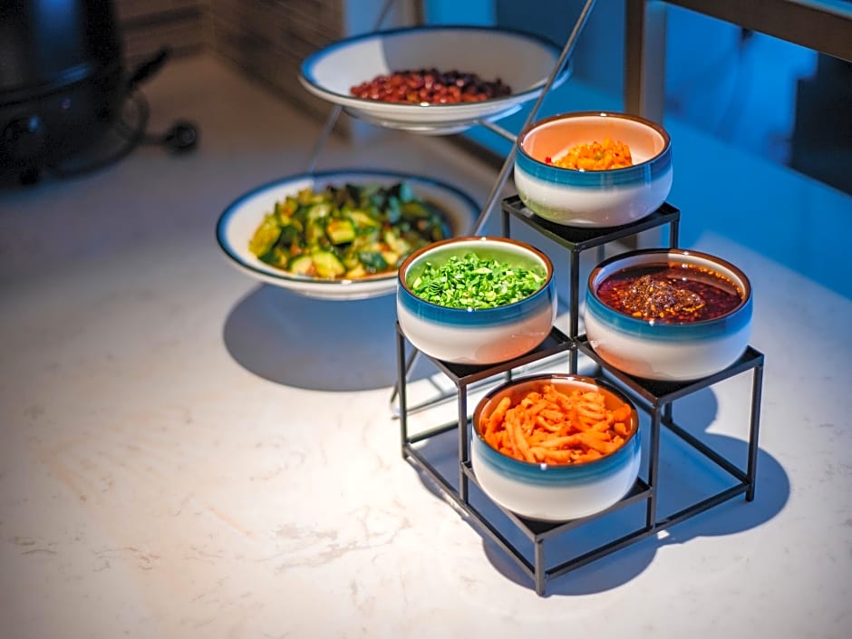 Lavande Hotel Kunming  West Mountain Wanda Plaza