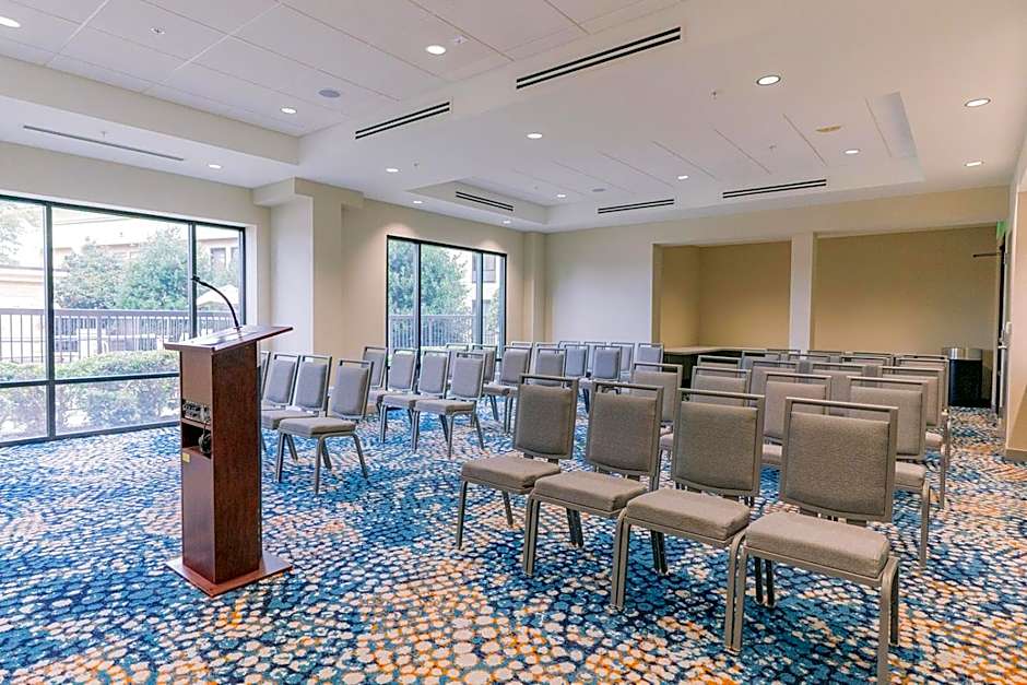 Hampton Inn By Hilton Knoxville-West At Cedar Bluff