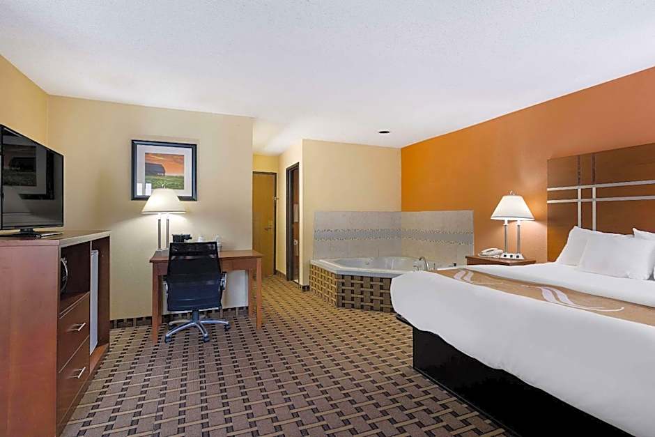 Quality Inn Ashland East