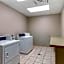 Comfort Suites Palestine