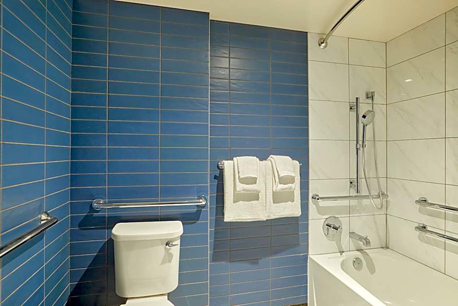 The Quincy, Ascend Hotel Collection