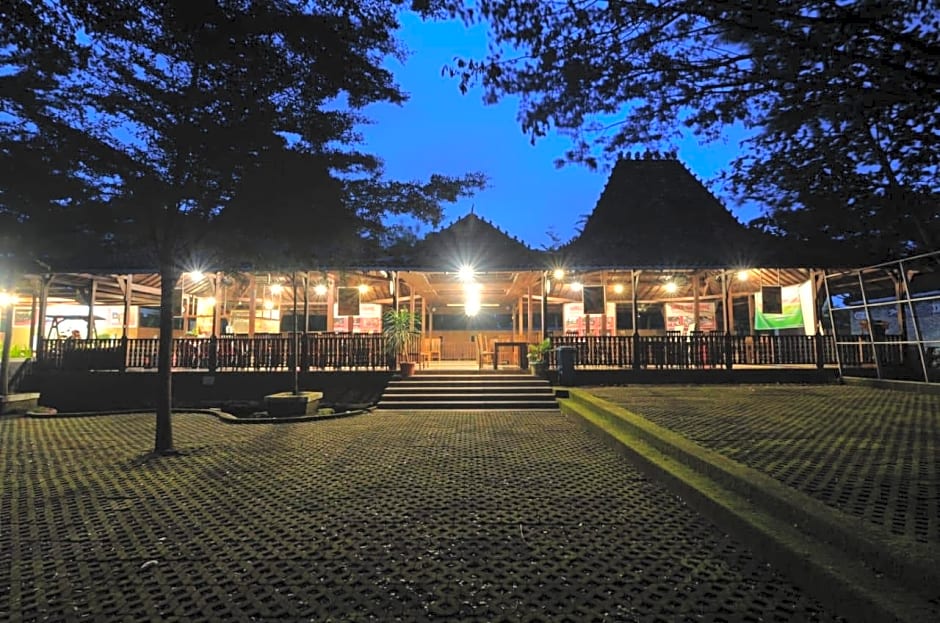 Grand Master Hotel Purwodadi