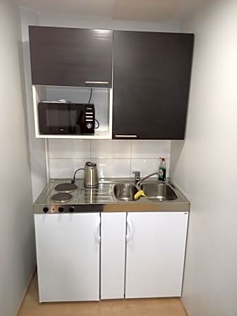 Double or Twin Room with Kitchenette