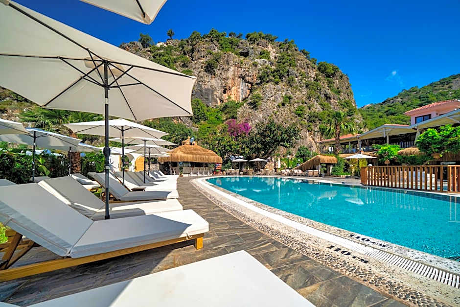 Ata Lagoon Beach Hotel