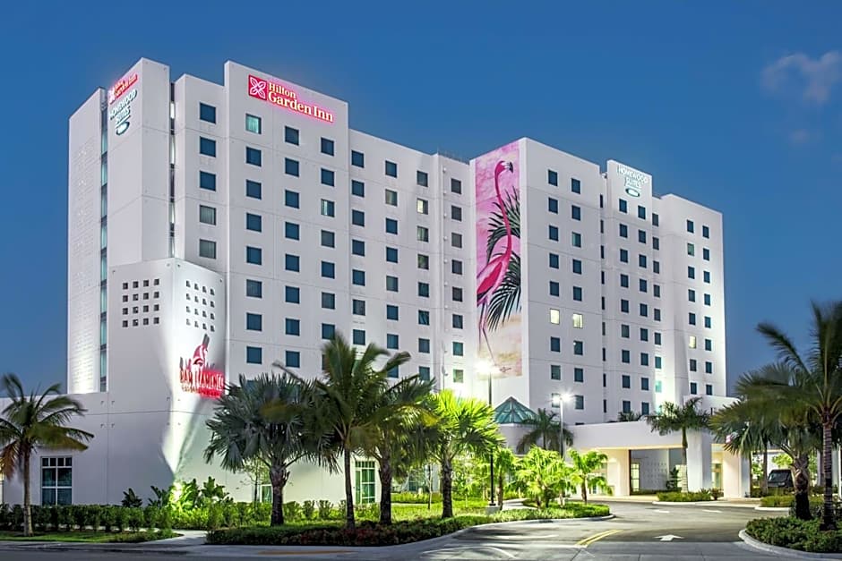 Photo 1 of 44 of Hilton Garden Inn Miami Dolphin Mall