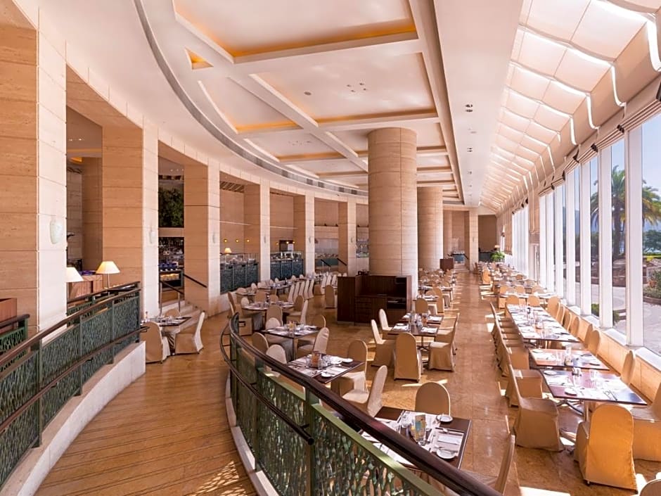 Harbour Plaza Metropolis