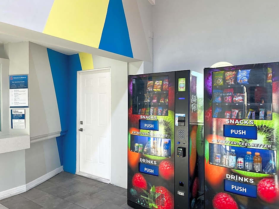 Studio 6 Suites Dayton OH Englewood