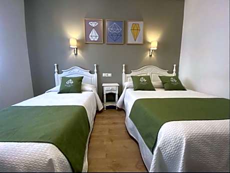 Triple Room with Private Bathroom