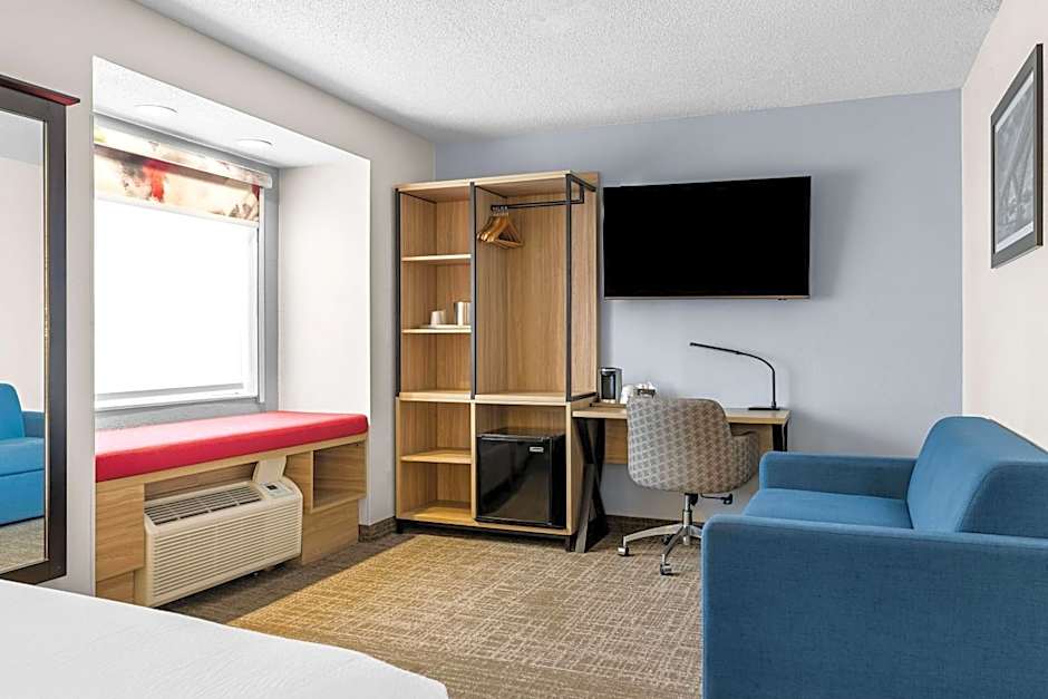 Best Western Buffalo Inn & Suites