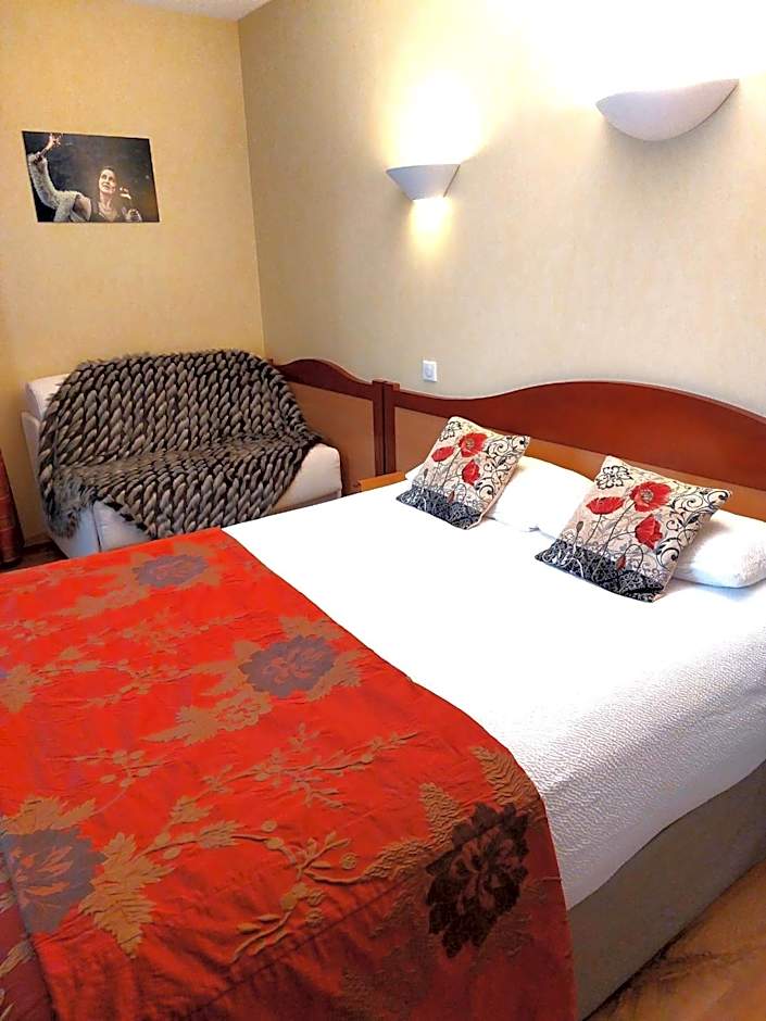 Logis Hotel des Lacs
