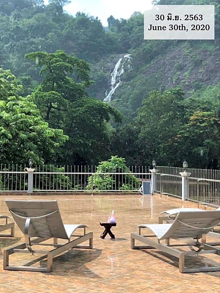 Namtok Sarika Resotel